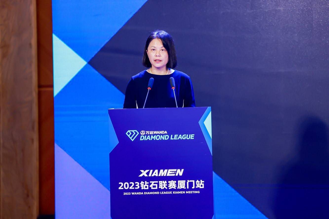 萨卡右路传中到后点，哈弗茨跟进头球攻门弹地入网，布伦特福德0-1阿森纳！